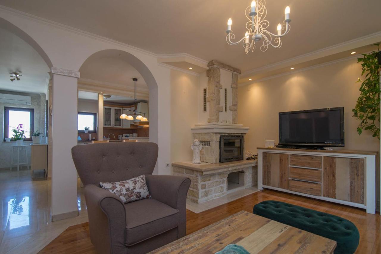 Apartamento Nereo Mali Lošinj Exterior foto